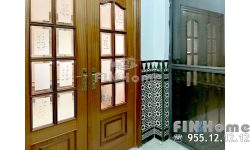 Puertas Dobles de entrada al Salón desde Hall de Entrada - Oportunidad de Comprar una de las mejores casas en Venta en Sevilla Centro